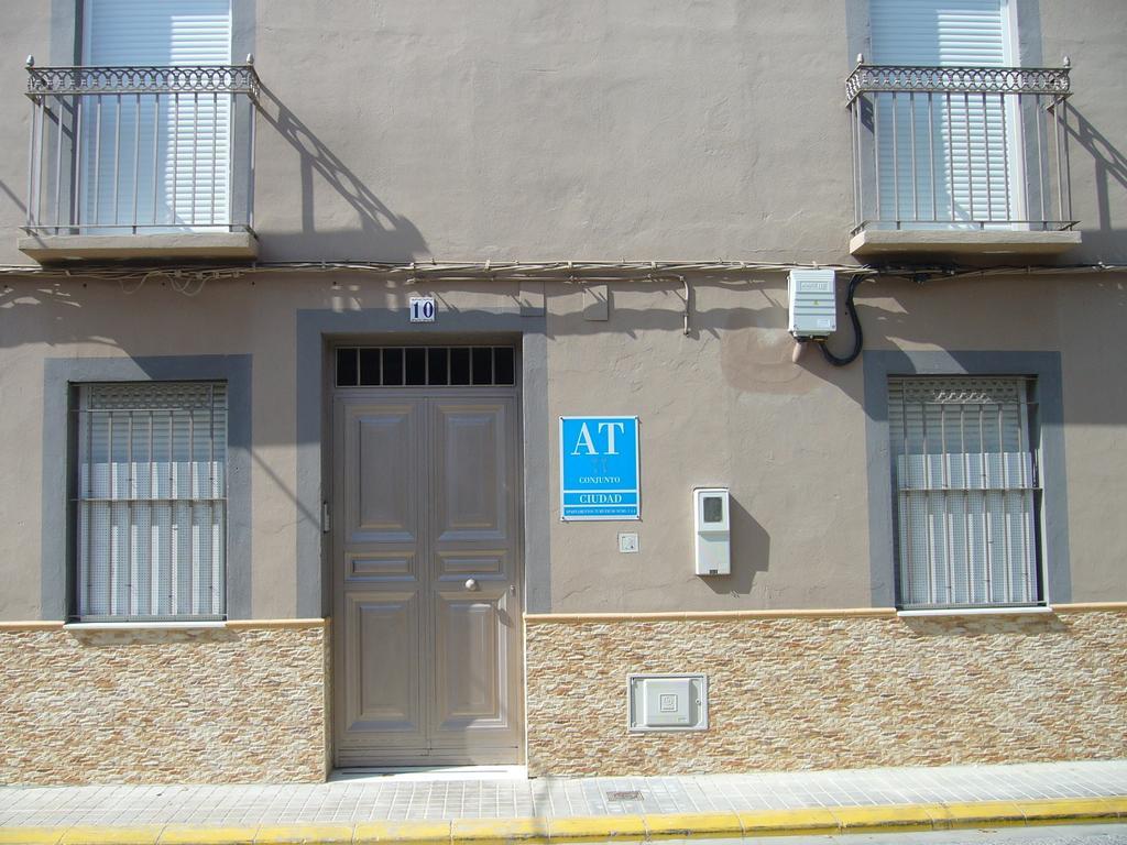 Apartamentos Alamare Sevilla Zimmer foto